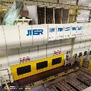 济南二机2500吨闭式四点多连杆压力机的主要参数如下：.